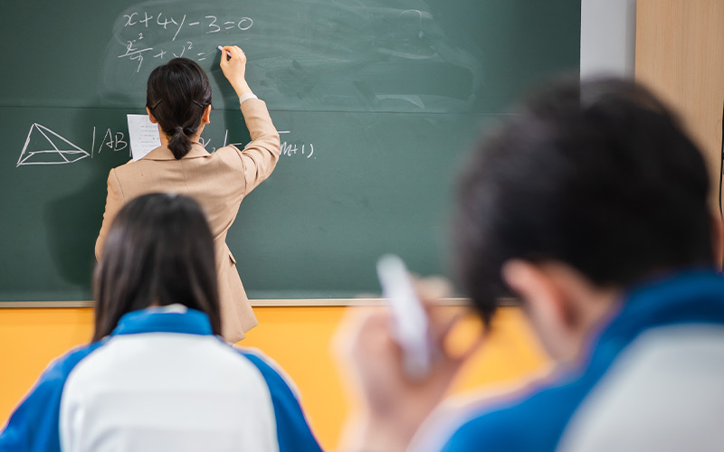 教學(xué)中的學(xué)生聽(tīng)力健康